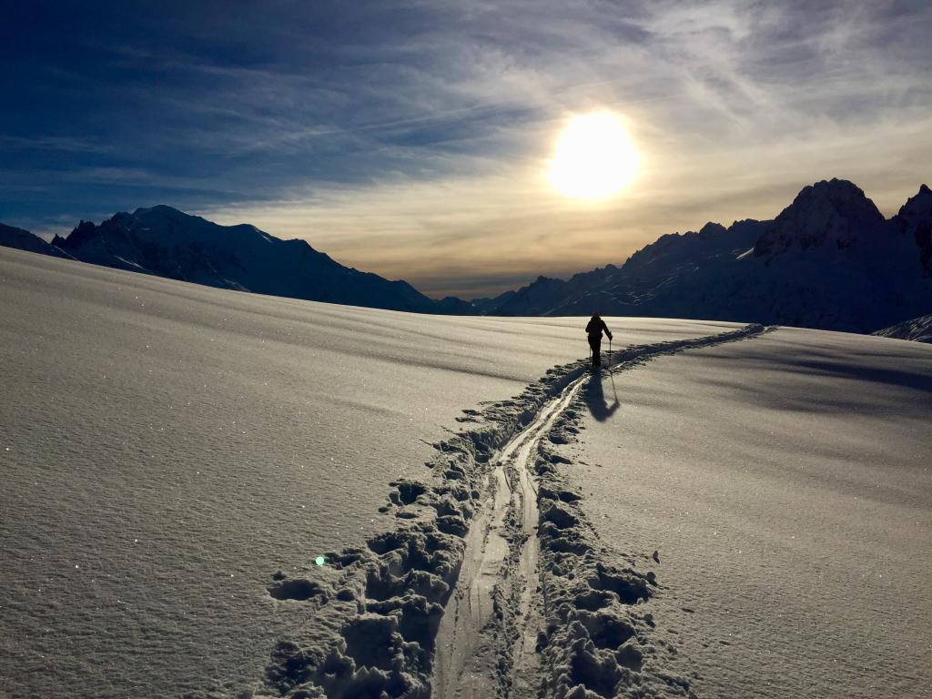 SKI TOURING